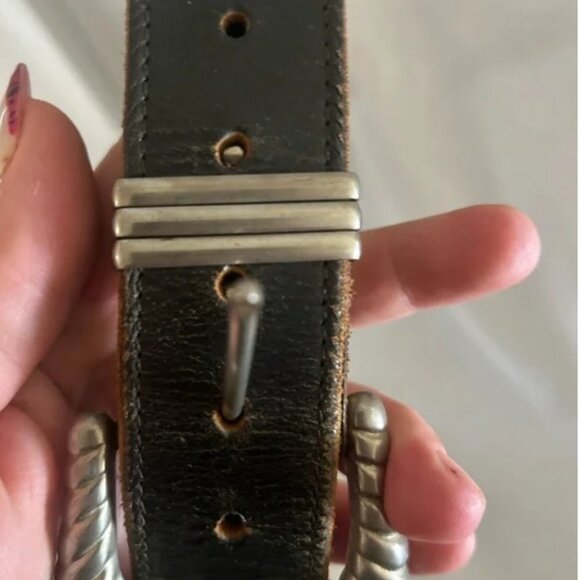 Mens Studded Black Leather Belt with Indian Head Conchos - Picture 4 of 7